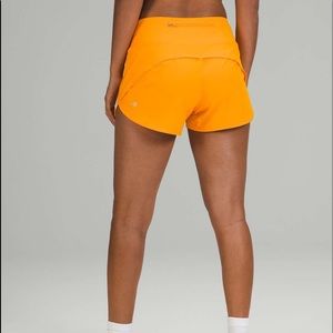 Lululemon Speed Up Mid-Rise Short 4” in Clementine Size 10